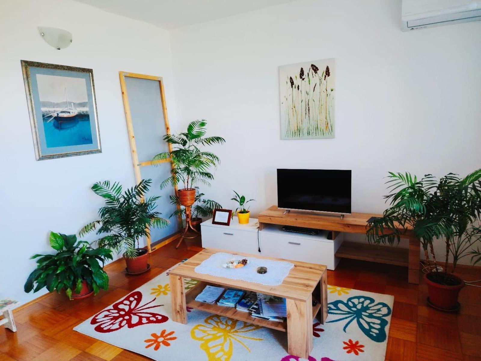 Apartment Forest