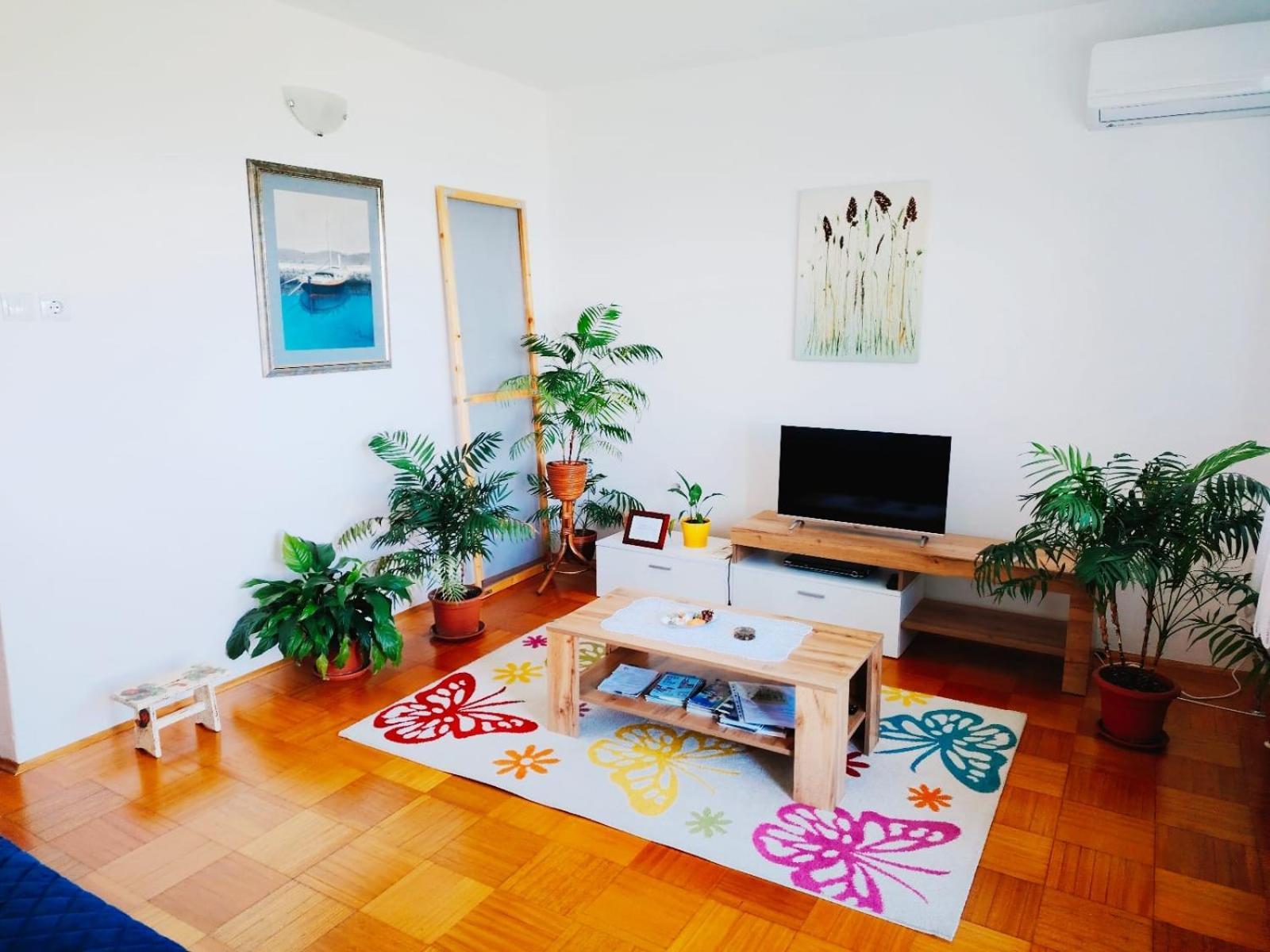 Forest Heritage Apartment Hreljin